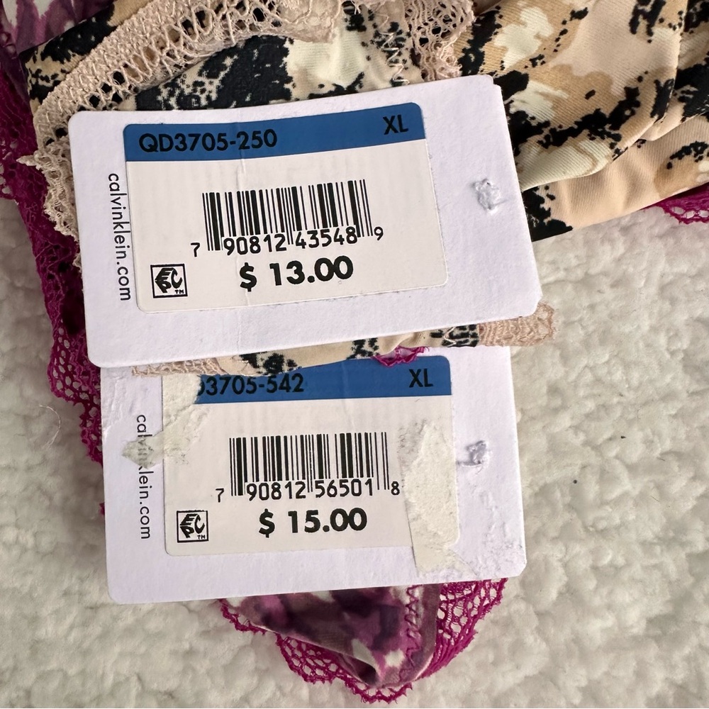 Calvin Klein Thongs - Picture 12 of 12